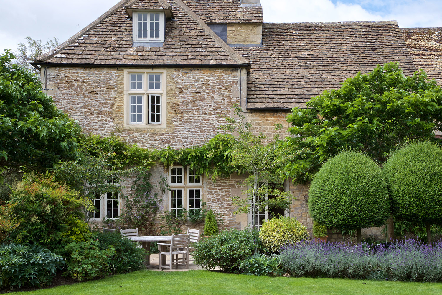 Cotswold Country Home - Marloe Interiors